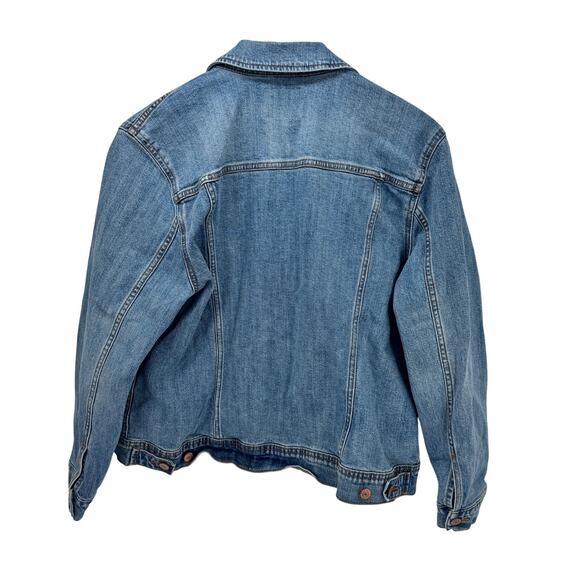 Old Navy Jean Jacket Womens XL Blue Denim Trucker Classic Button Up - Picture 4 of 5